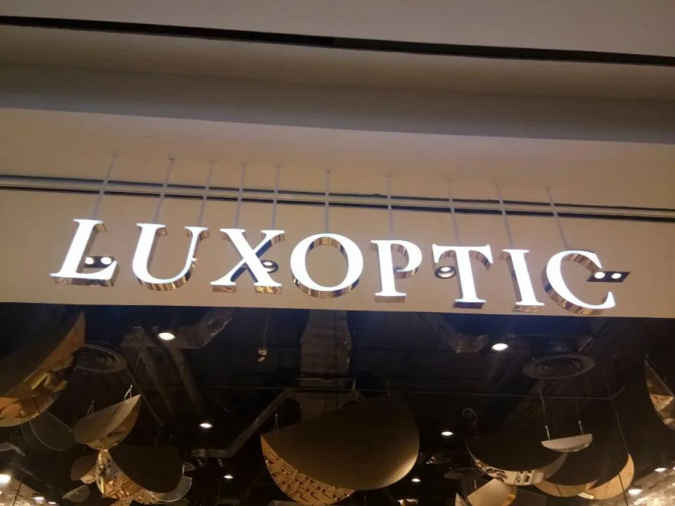 ผลงานป้ายป้ายตัวอักษรไฟออกหน้า LUXOPTIC