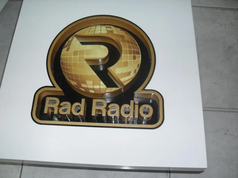 ผลงานป้ายป้ายพลาสวูดทำสี Rad radio